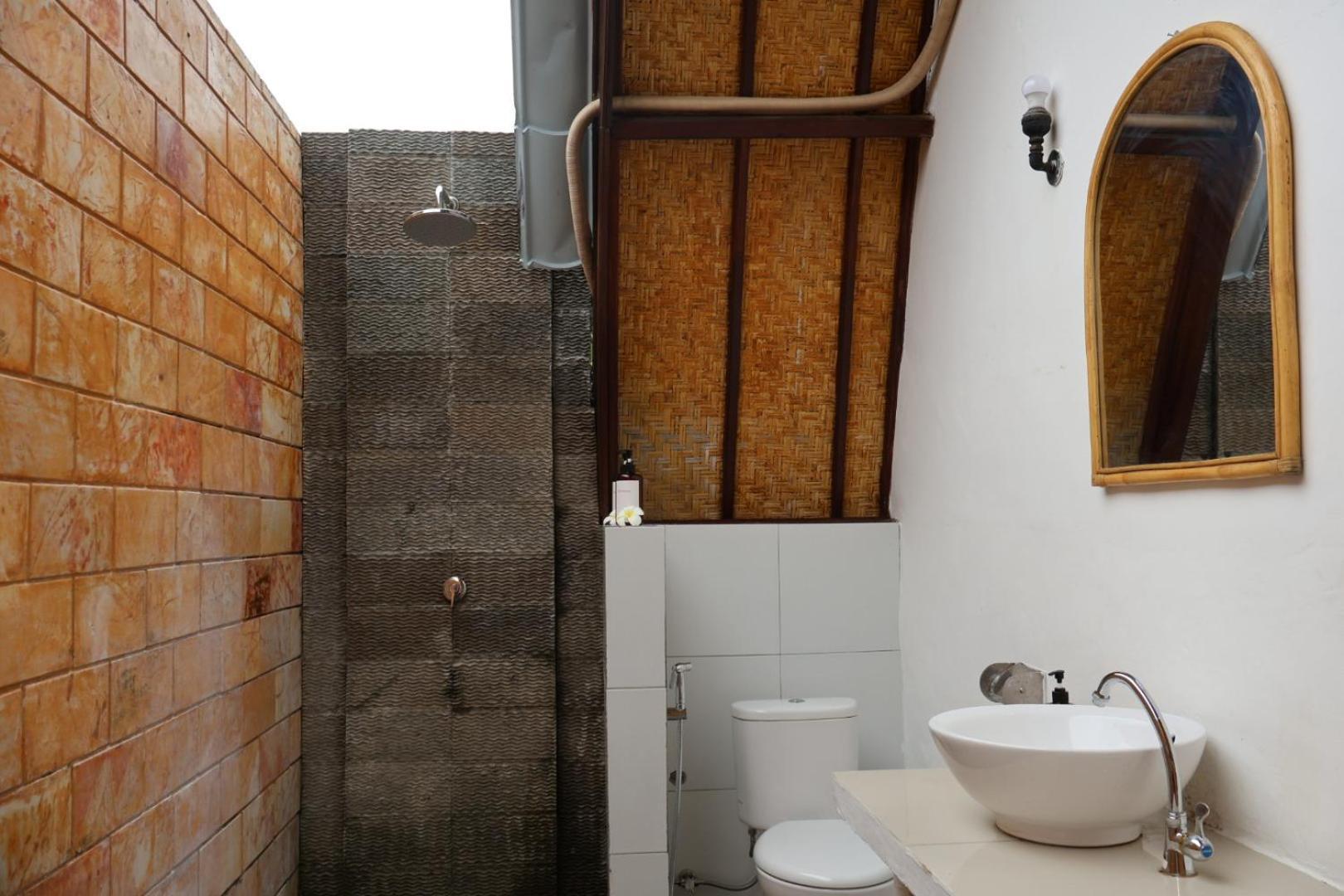 Rumah Gemala Gili Islands Exterior photo