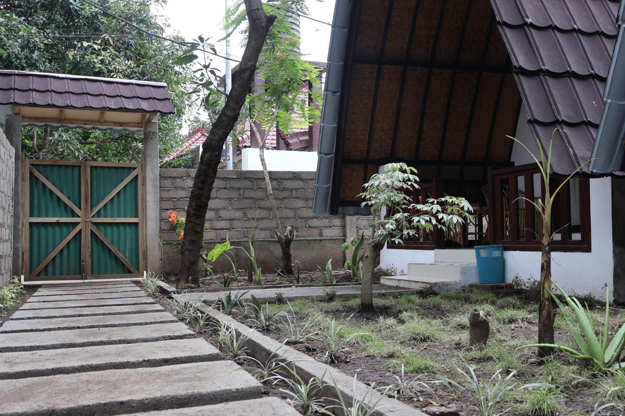 Rumah Gemala Gili Islands Exterior photo